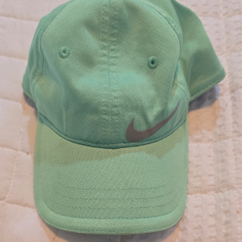 Nike Fresh Green Baseball Cap